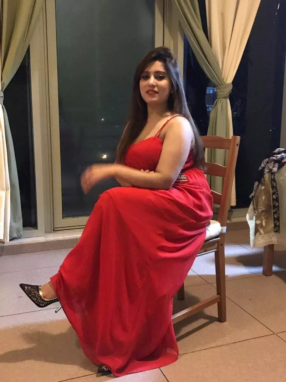 Escort Service in Gariahat